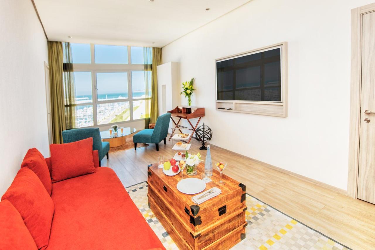 Marina Bay Center Hotel 4*