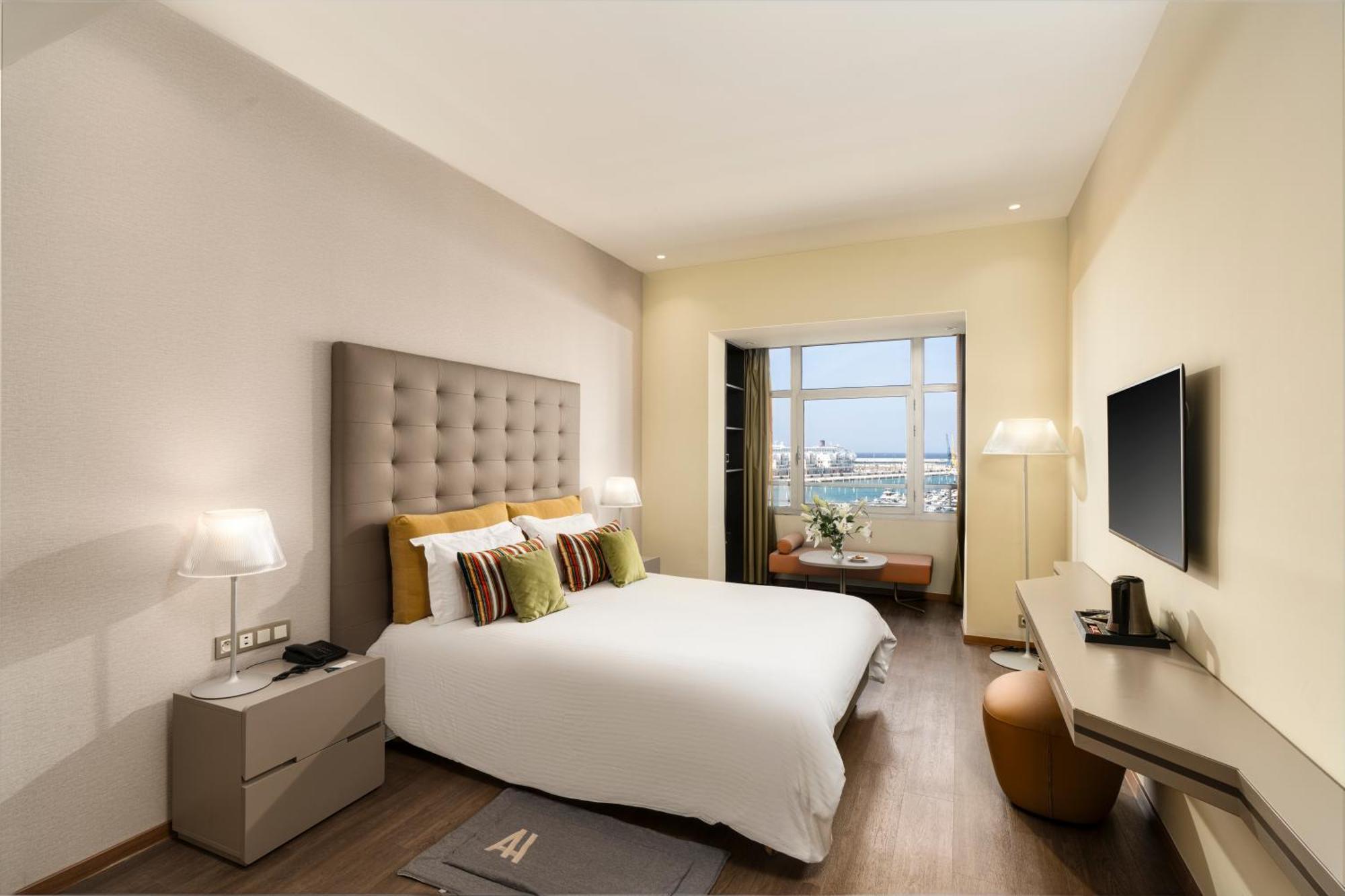 Marina Bay Center 4* Tanger